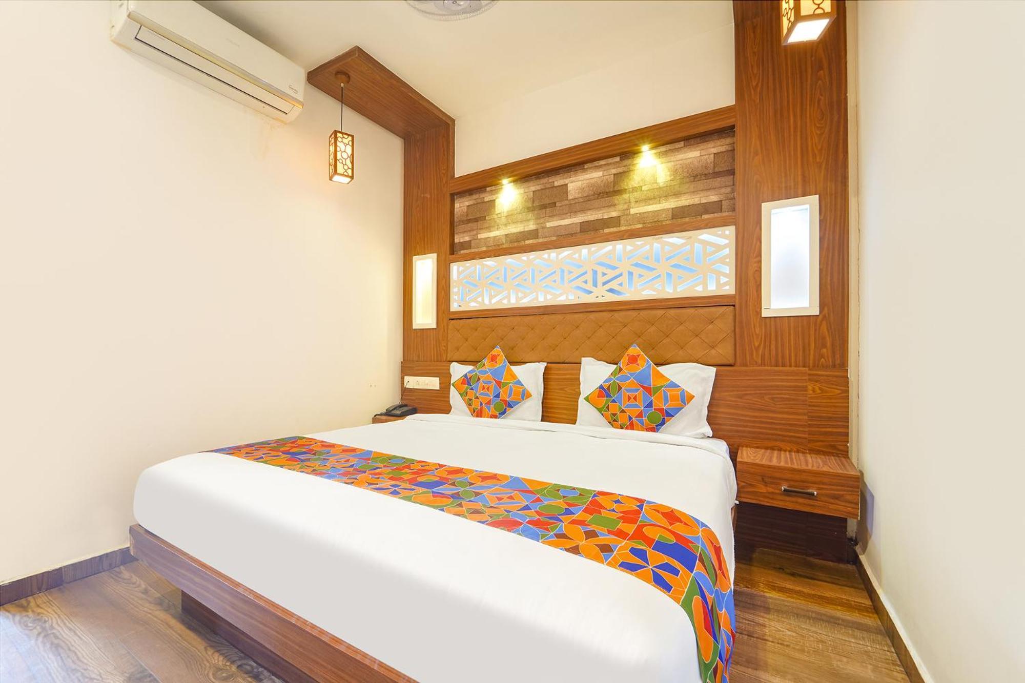 Fabhotel Qube - 800M From Ernakulam Junction South Railway Station Kochi Exteriér fotografie