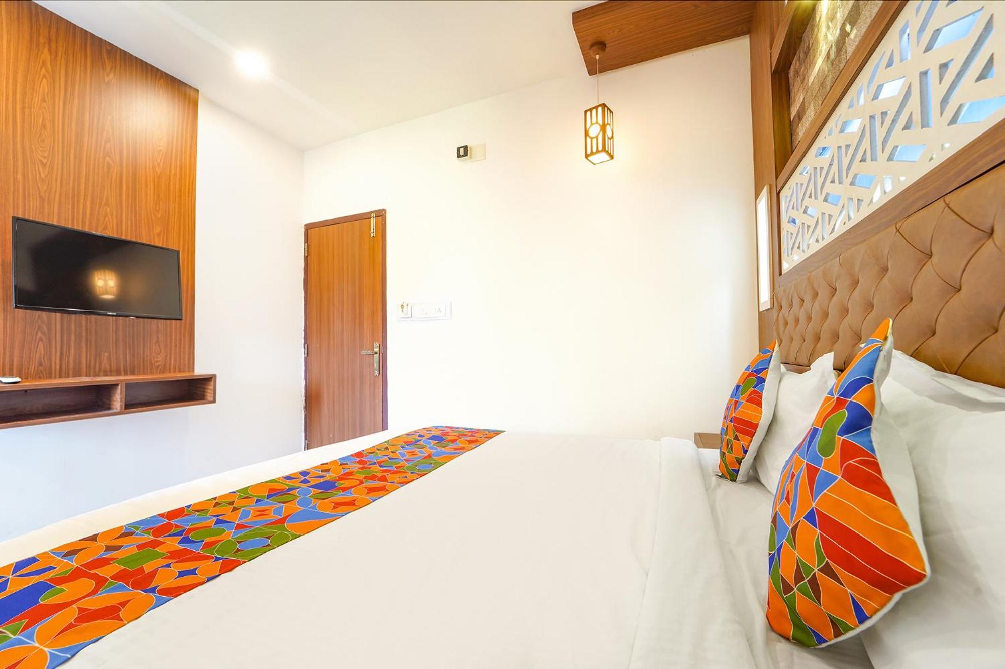 Fabhotel Qube - 800M From Ernakulam Junction South Railway Station Kochi Exteriér fotografie
