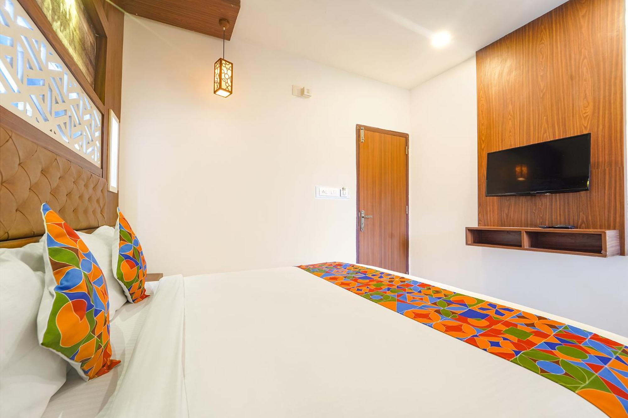 Fabhotel Qube - 800M From Ernakulam Junction South Railway Station Kochi Exteriér fotografie